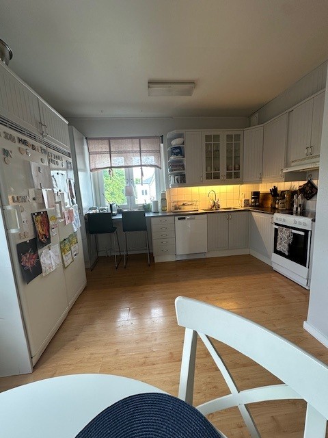 5 rok · 146 m² i Köping – bild 5
