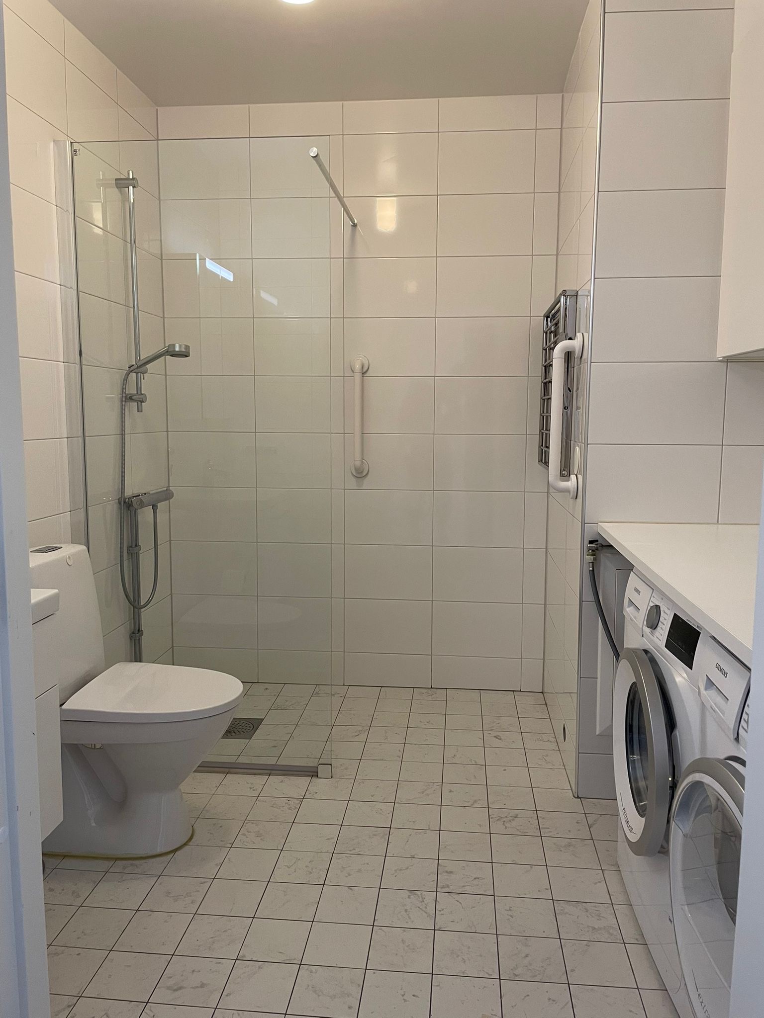 Götalandsvägen, Älvsjö — photo 2