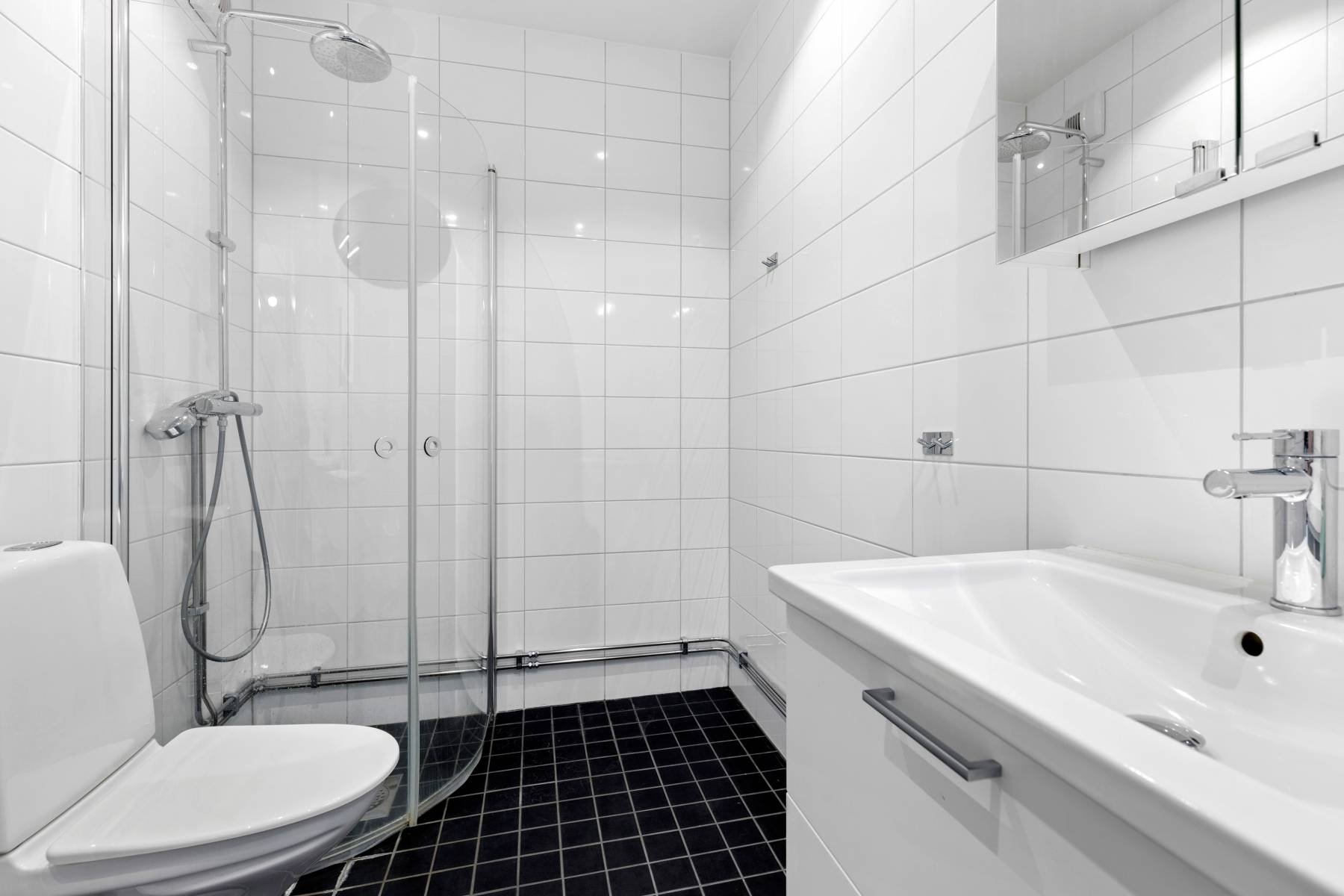 Lägenhet – Stockholm, Rinkeby - Fler
