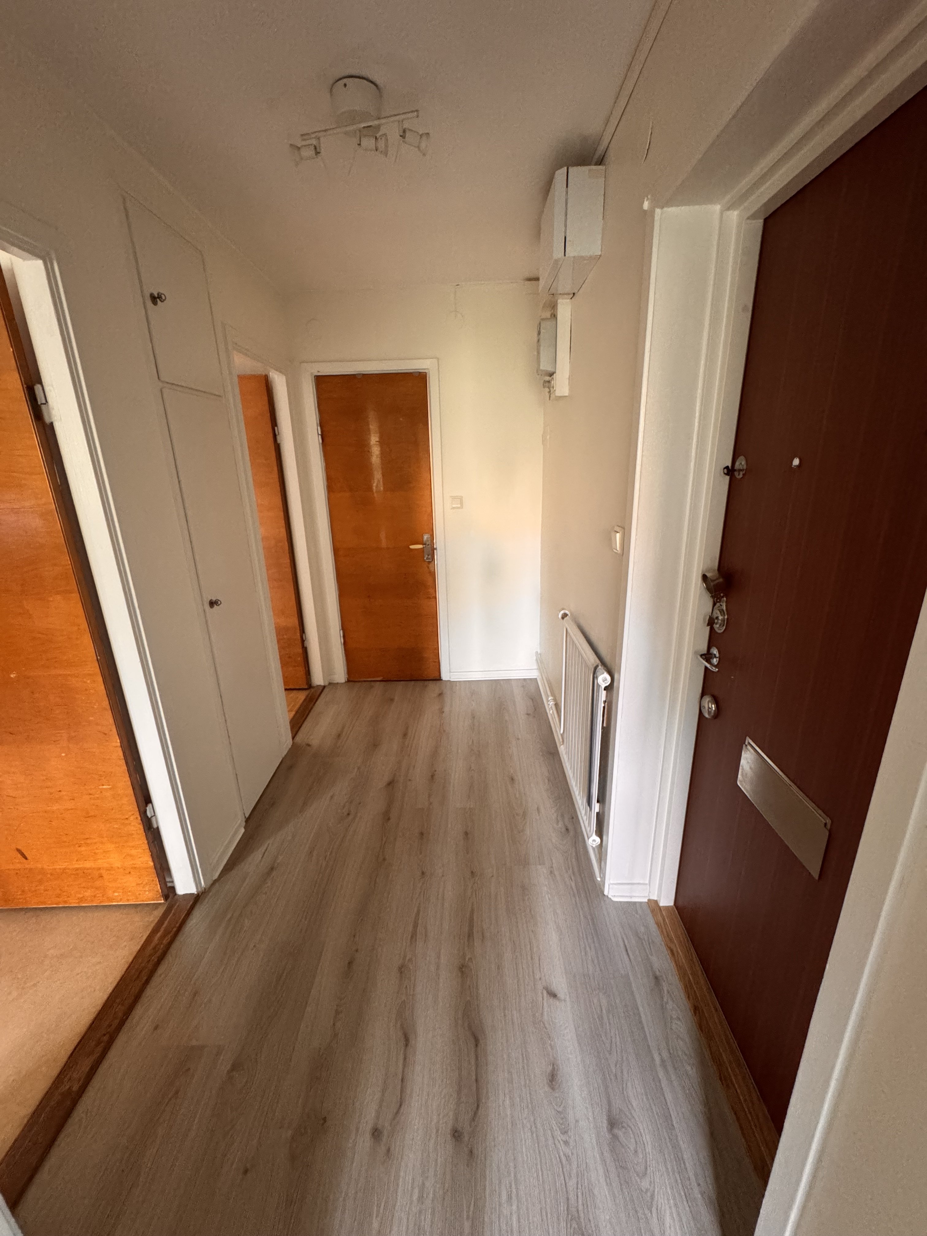 Gullmarsvägen, Årsta — photo 3