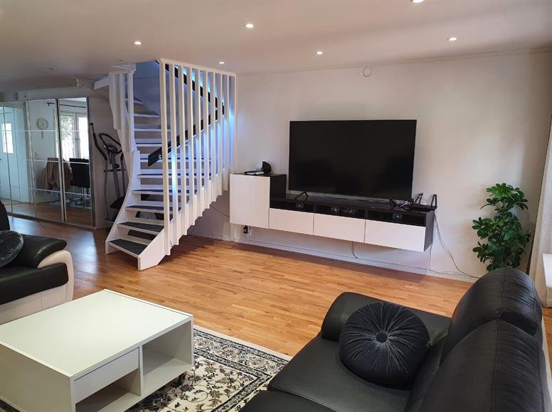 Radhus, 3 rooms, 93 sqm, Skogås