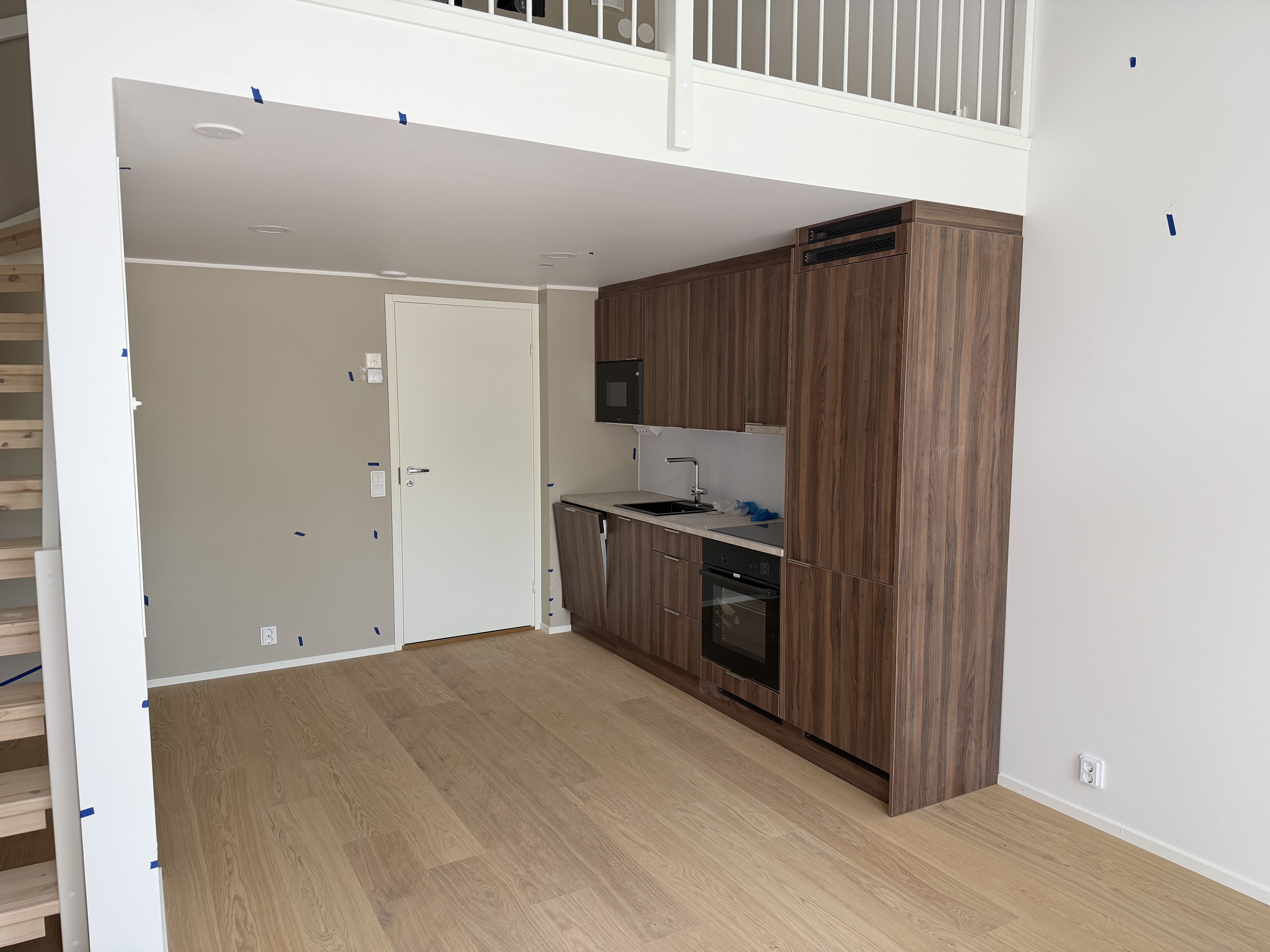 Upea saunallinen loft asunto omalla pihalla! 5
