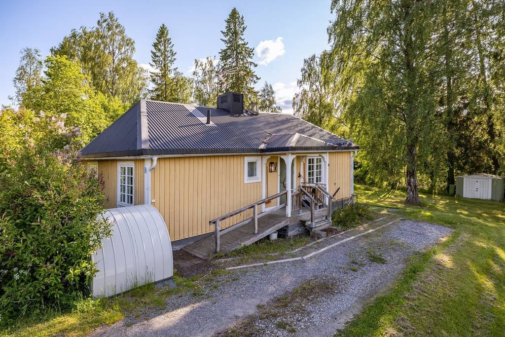 4 rok · 2241 m² i Väja – bild 14