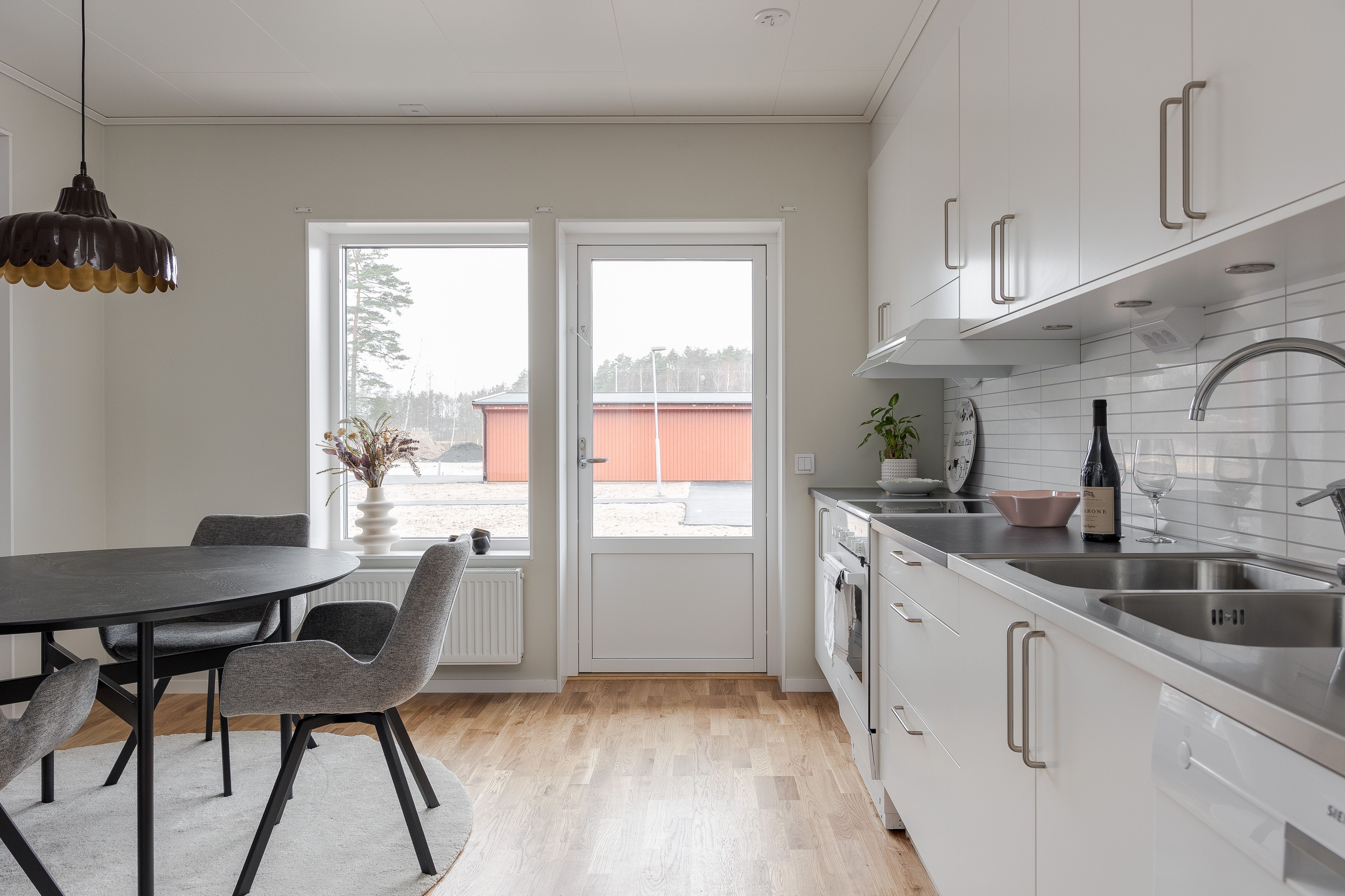 Lägenhet, 3 rooms, 73 sqm, Hillerstorp