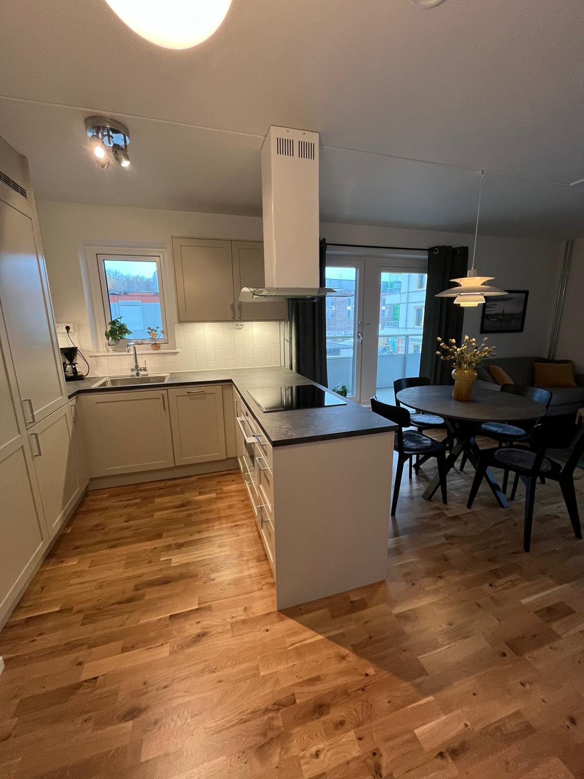 Lägenhet, 2 rum, 41 kvm, Farsta