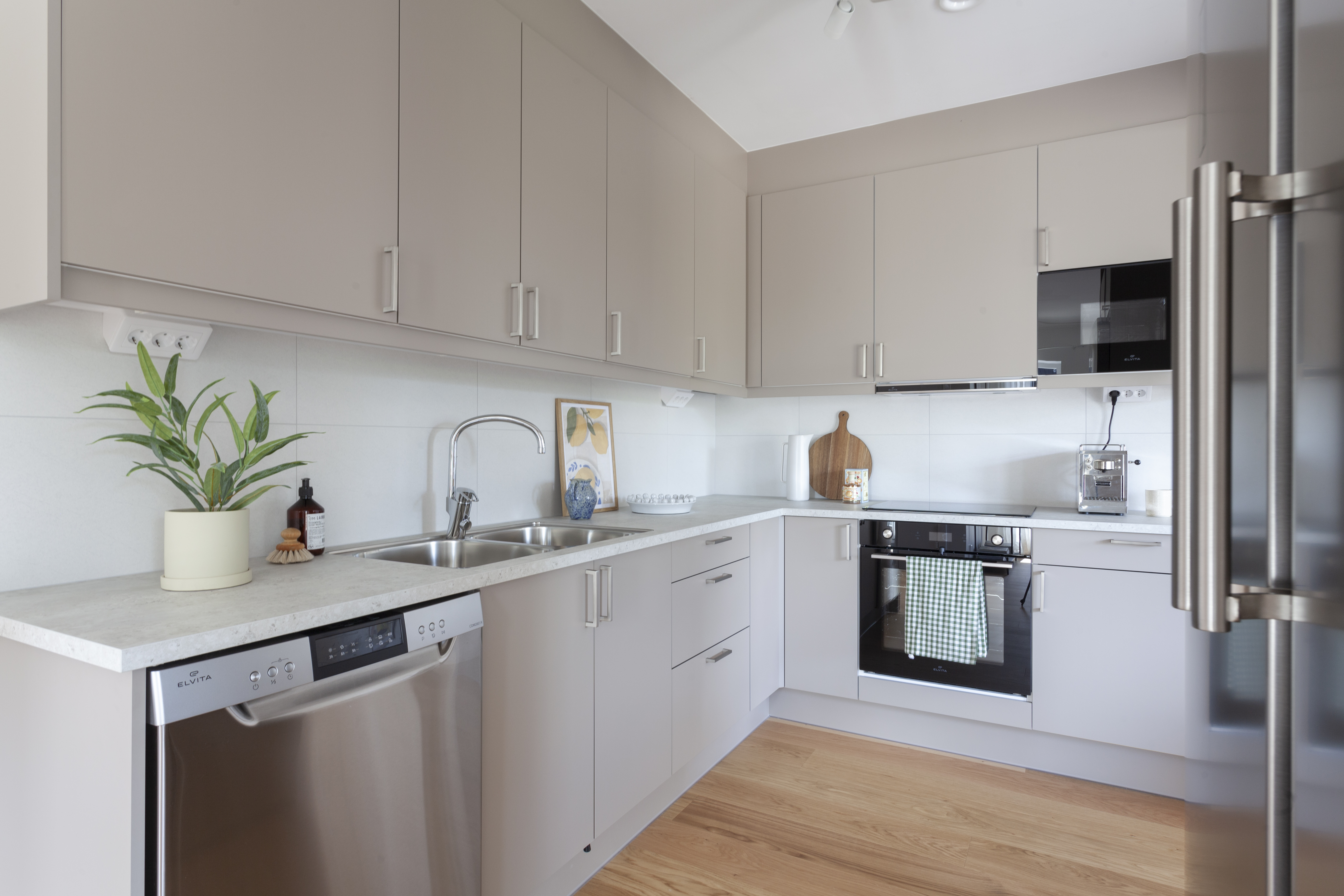 Lägenhet, 4 rooms, 102 sqm, Skara