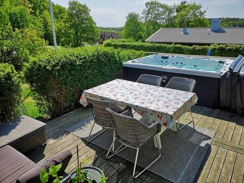 Villa/Hus, 7 rum, 240 kvm, Västra Frölunda