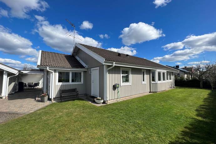 Villa/Hus, 6 rooms, 140 sqm, Värnamo