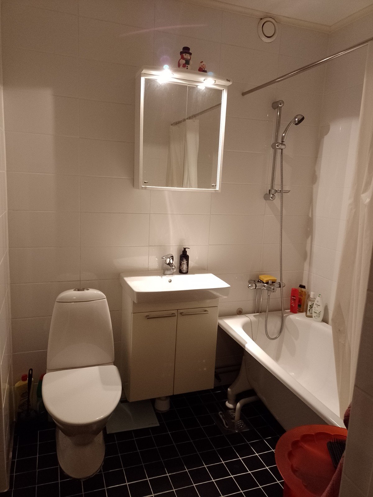 Övralidsgatan, Hisings Backa