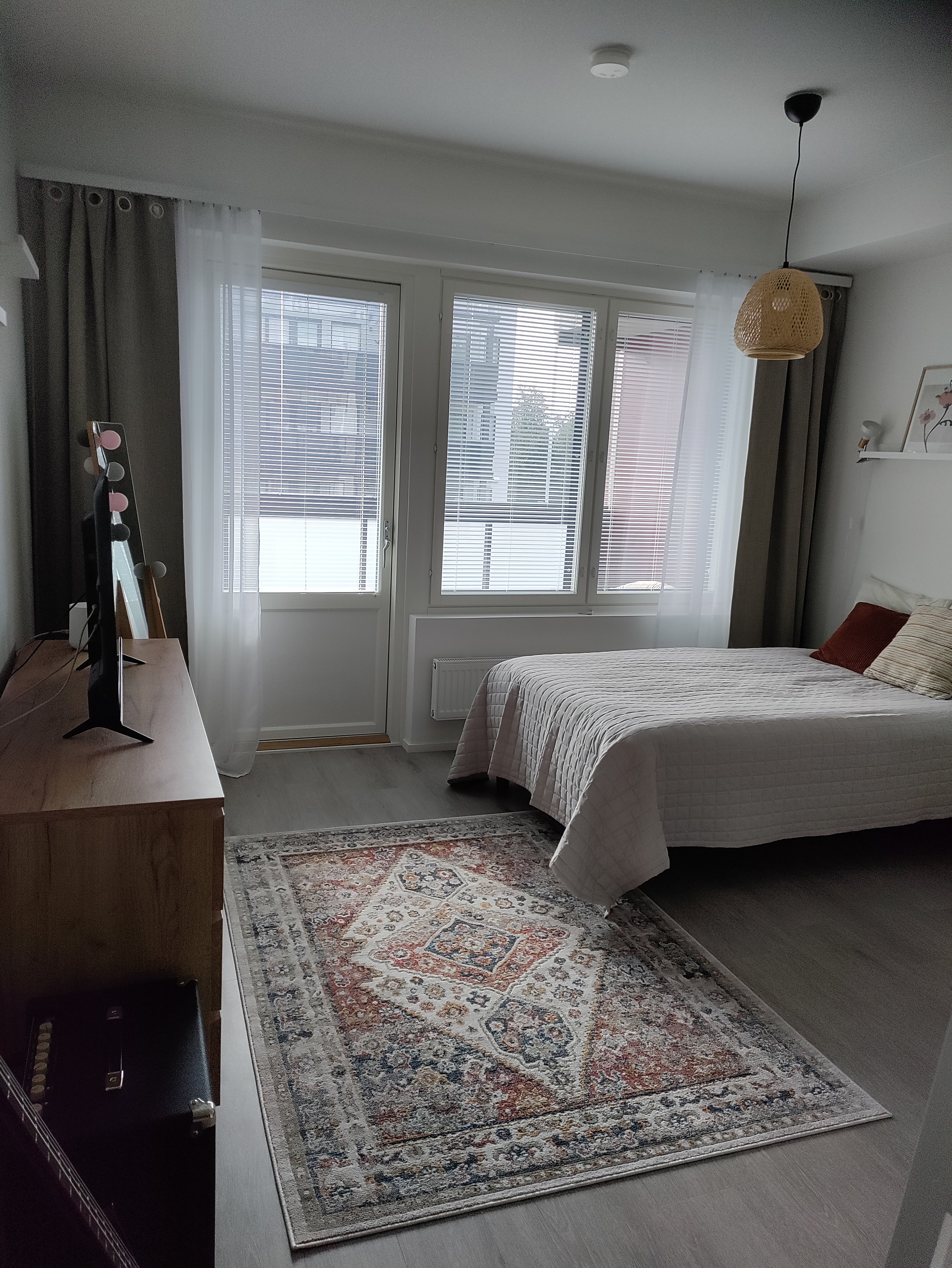 Valoisa 27m2 yksiö lasitetulla parvekkeella Penttilassä 630€/kk. 1
