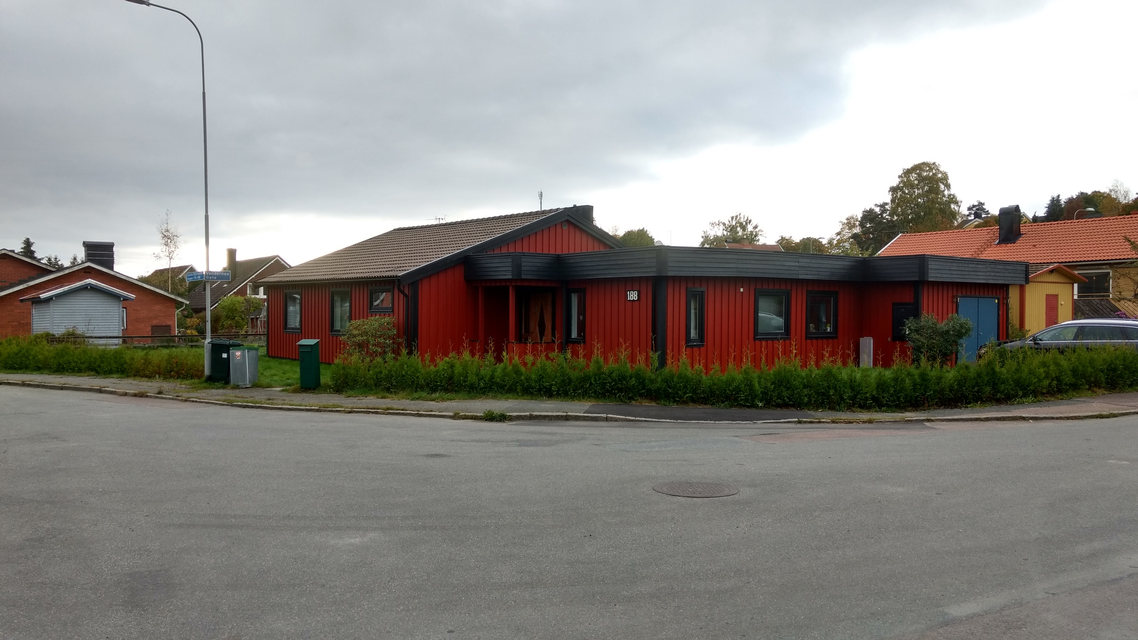 Gamla Björlandavägen, House Qasa