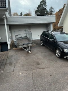 Ormvråksvägen