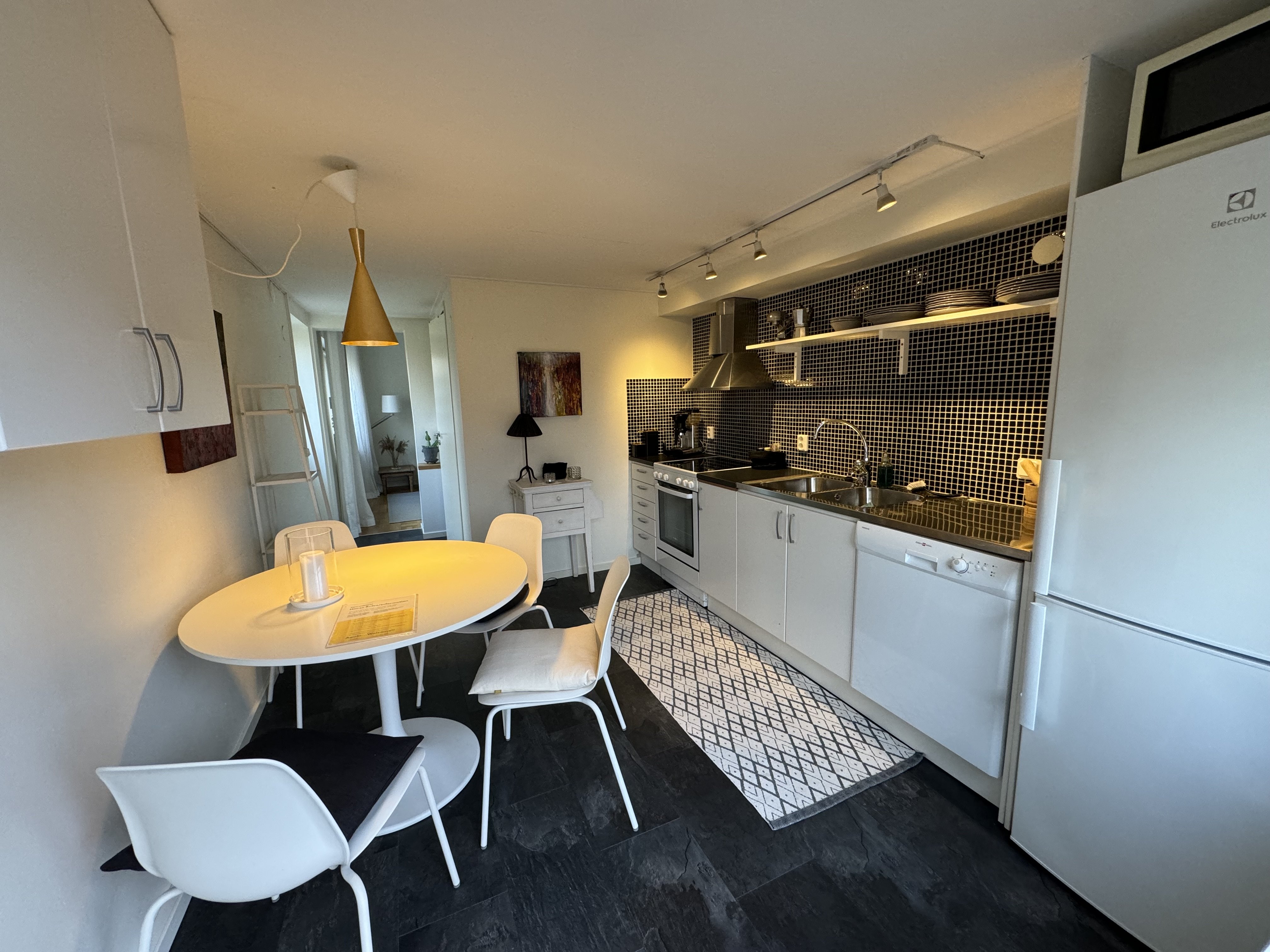 Lägenhet, 1 rooms, 35 sqm, Hovås