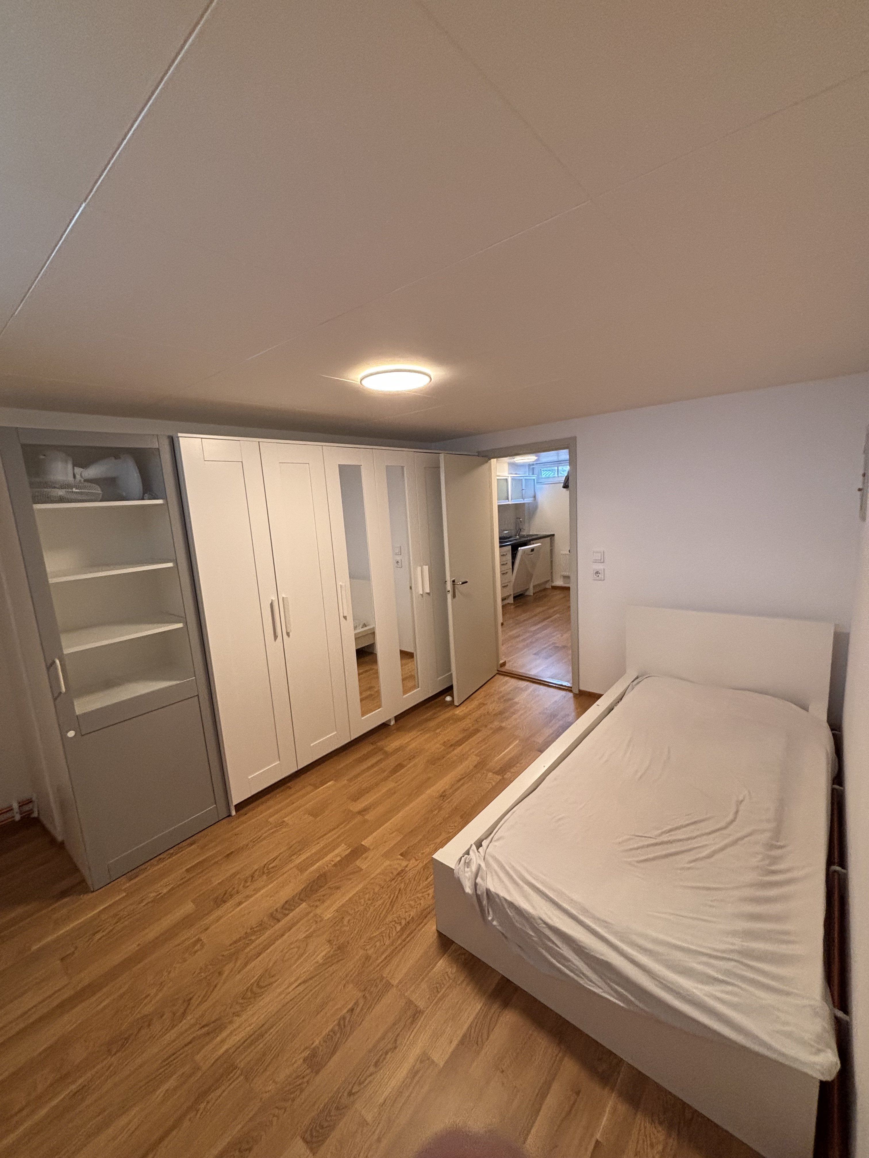 Hus – Upplands Väsby, Brunnby-Vik, Vilunda - Bild 4