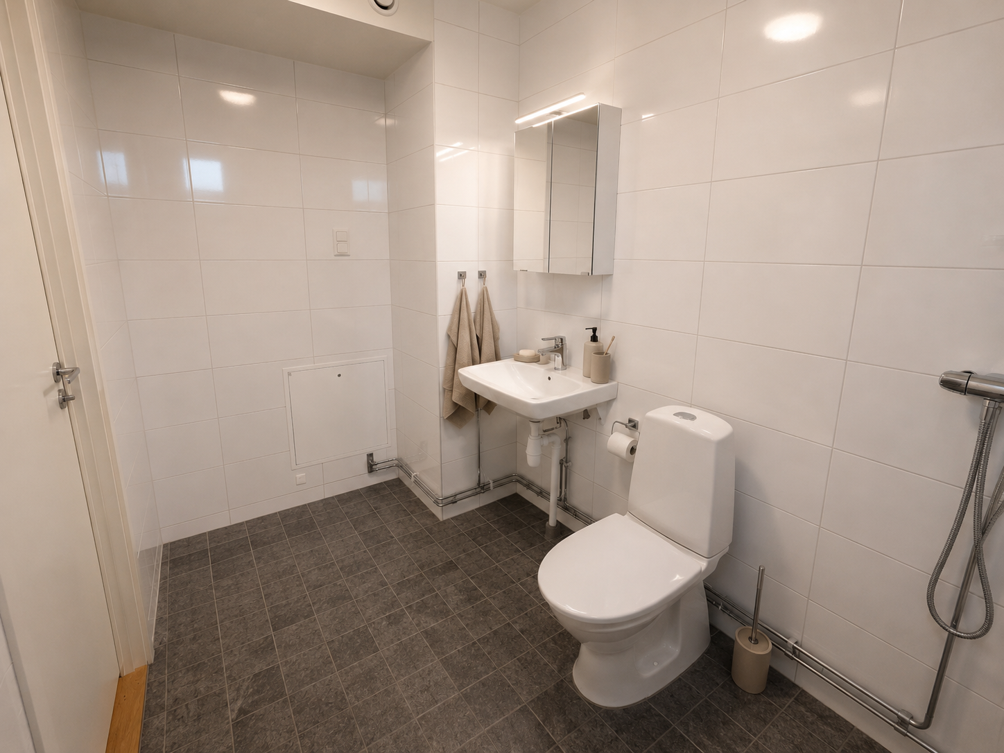 1 rok · 35 m² i Tumba – bild 6