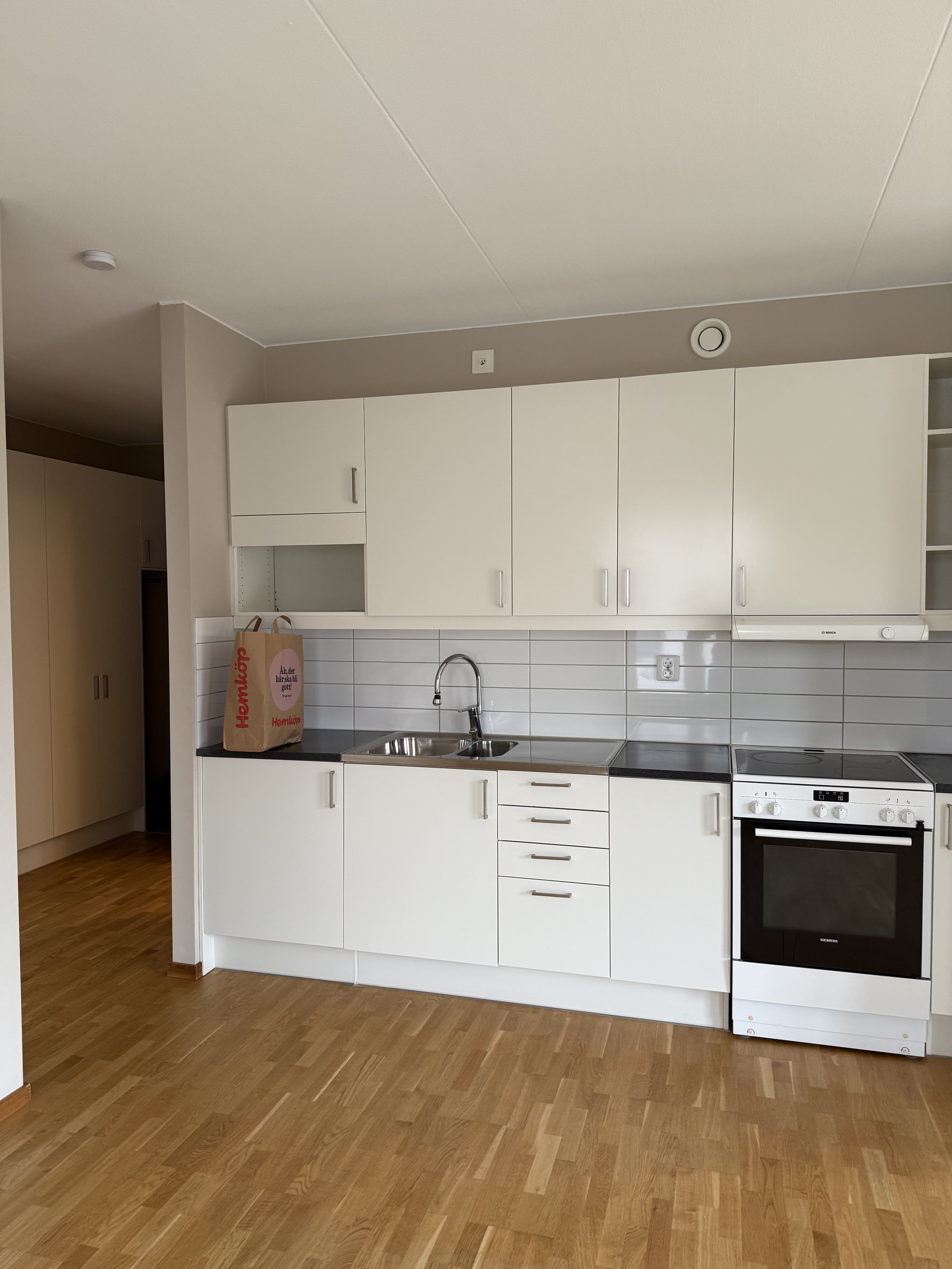 Lägenhet – Handen, Kolartorp - Bild 3