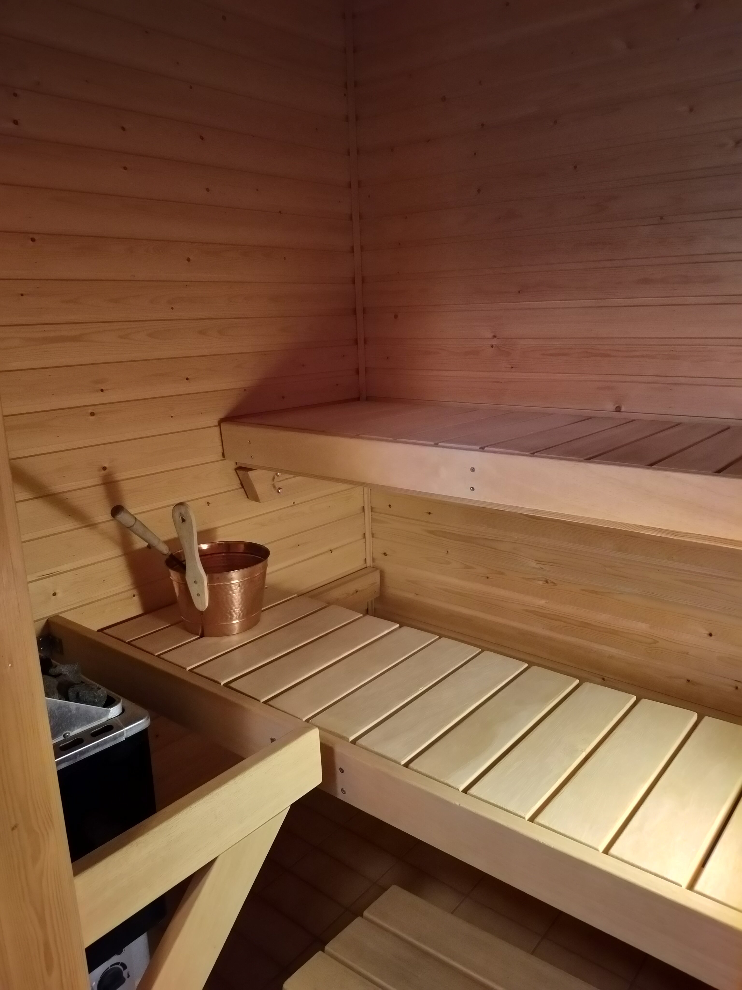 Valoisa kaksio loistavalla sijainnilla – oma sauna ja lasitettu terassi. 4