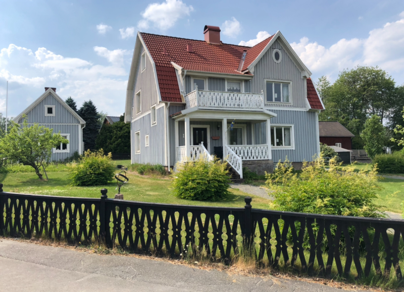 Villa/Hus, 8 rooms, 220 sqm, Äng