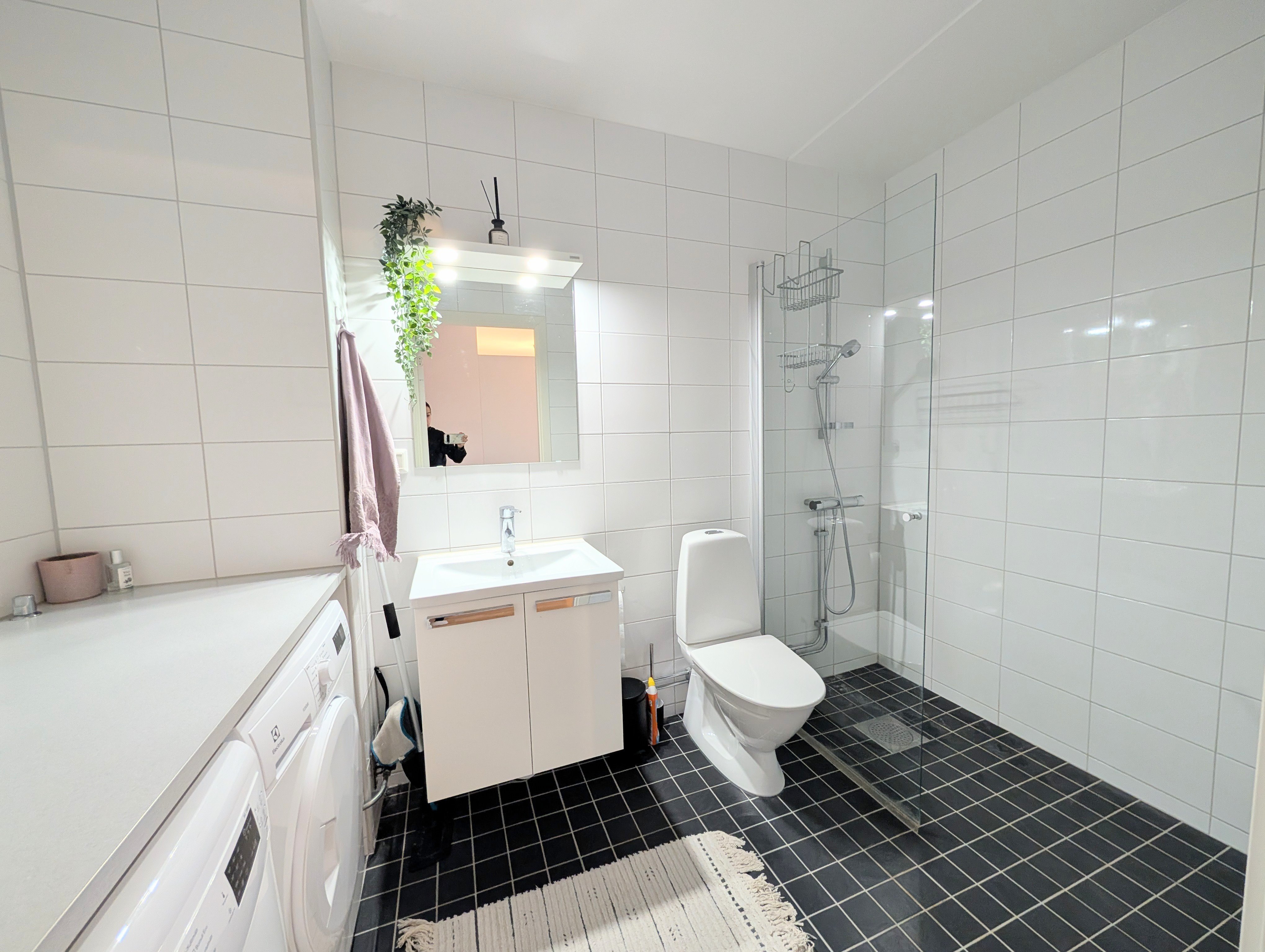 2 rum och kök, Bandhagen — 12 770 kr/mån — bild 2