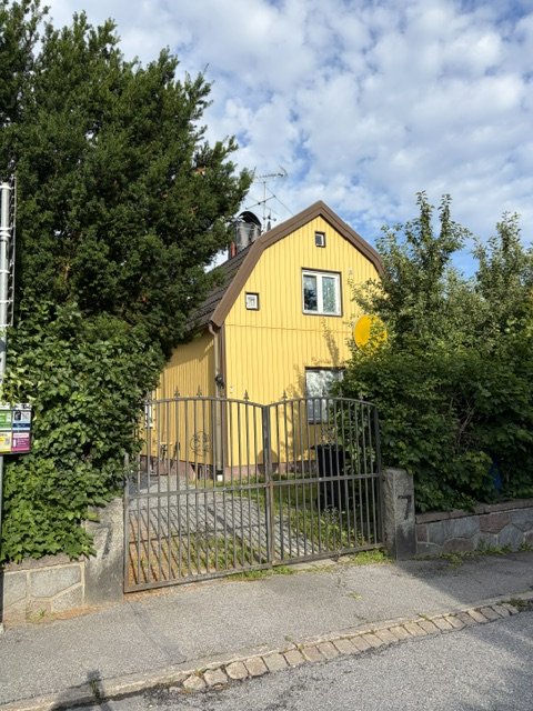 Villa/Hus, 5 rooms, 130 sqm, Södertälje