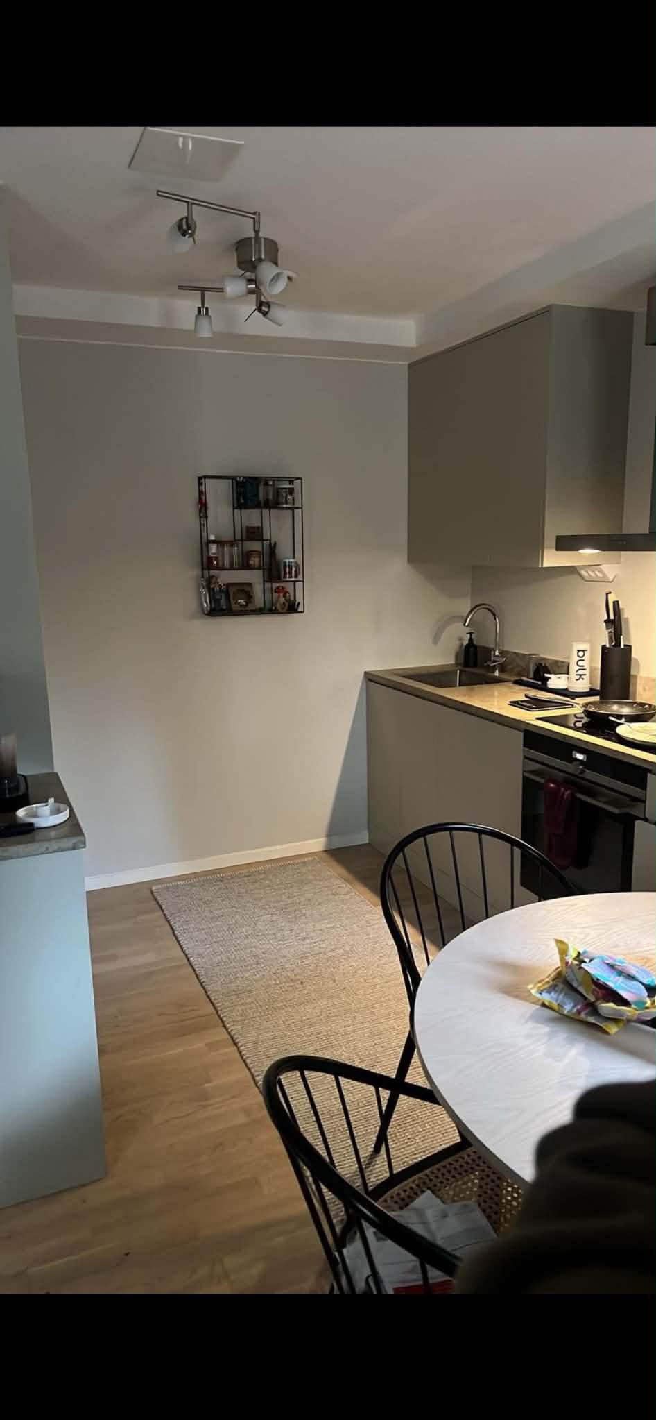 1.5 rum och kök, Bromma — 10 000 kr/mån — bild 2