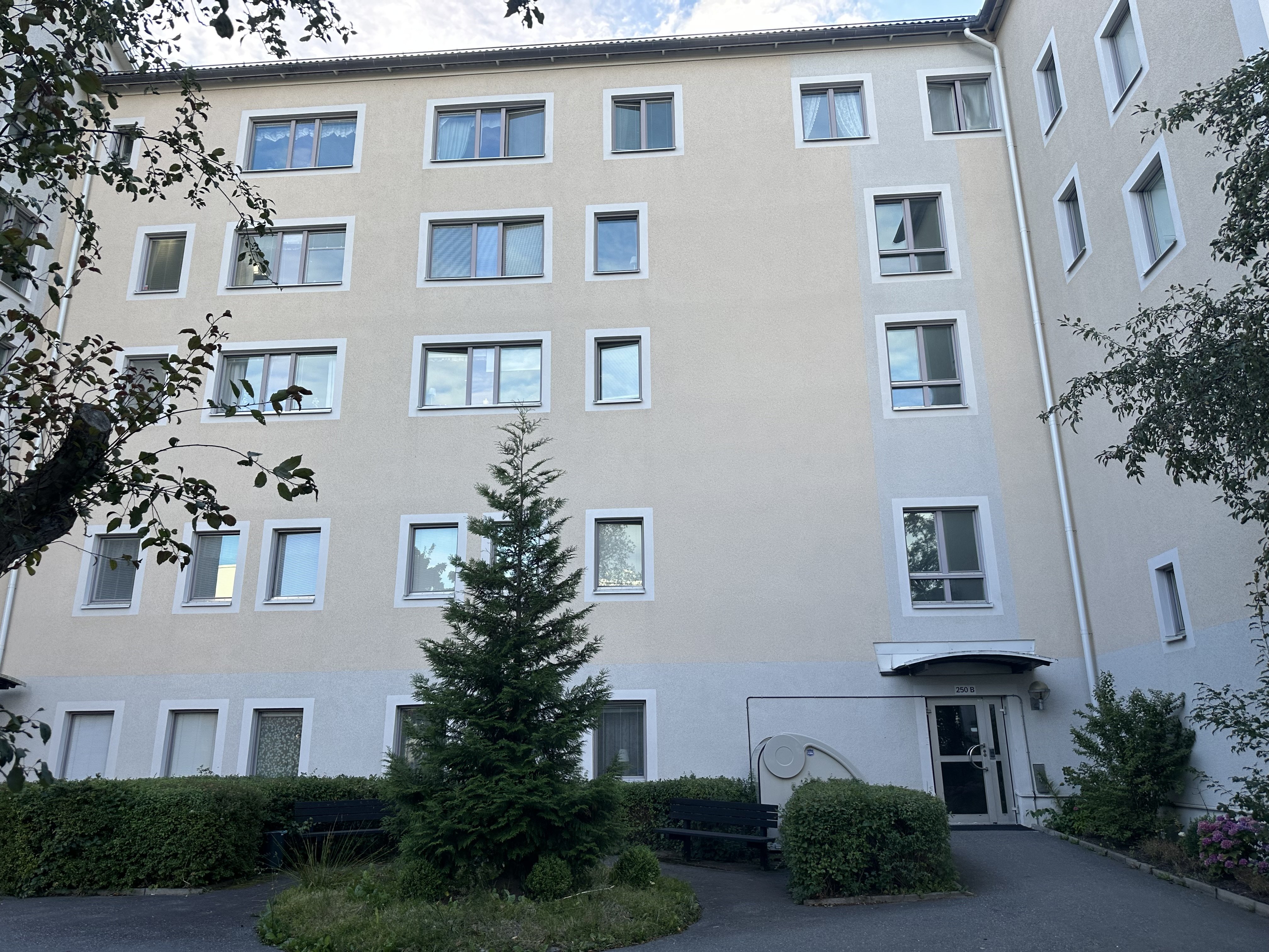 Ekholmsvägen, Skärholmen — photo 4