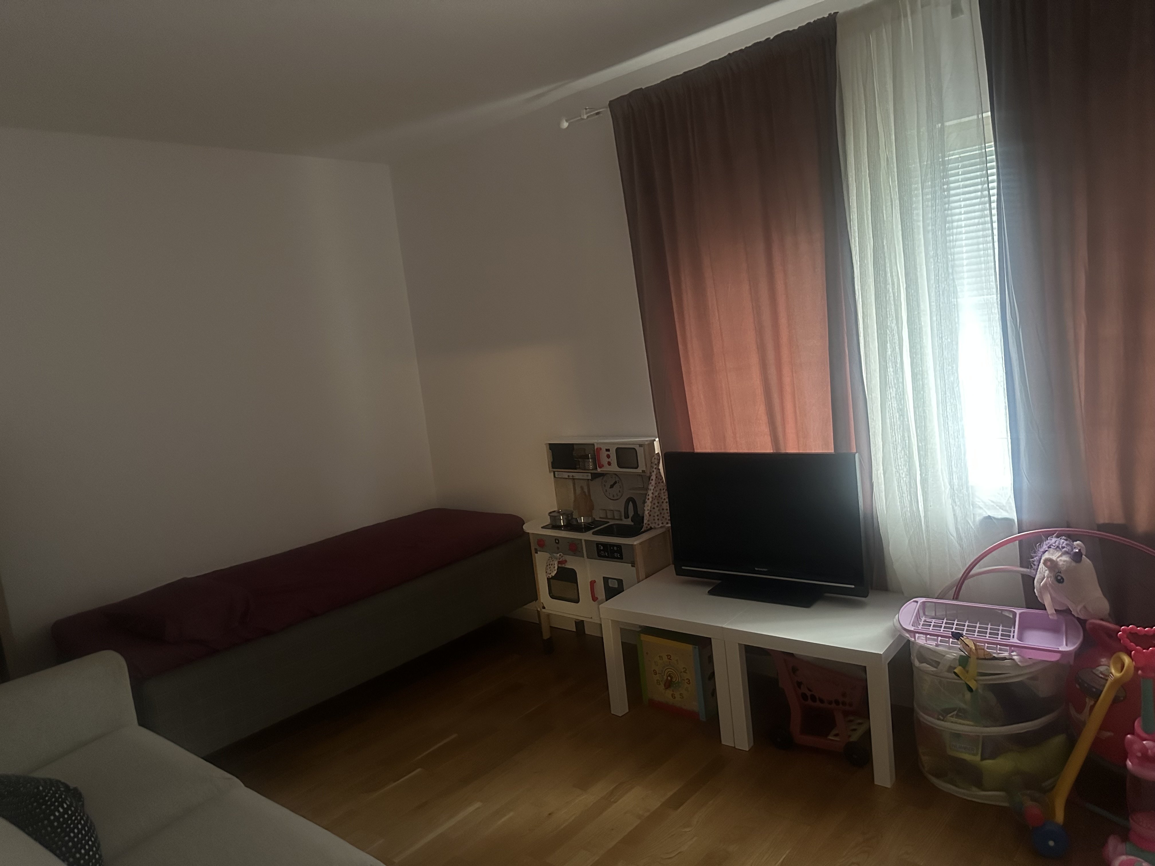 Genuagatan, Västerås — photo 2