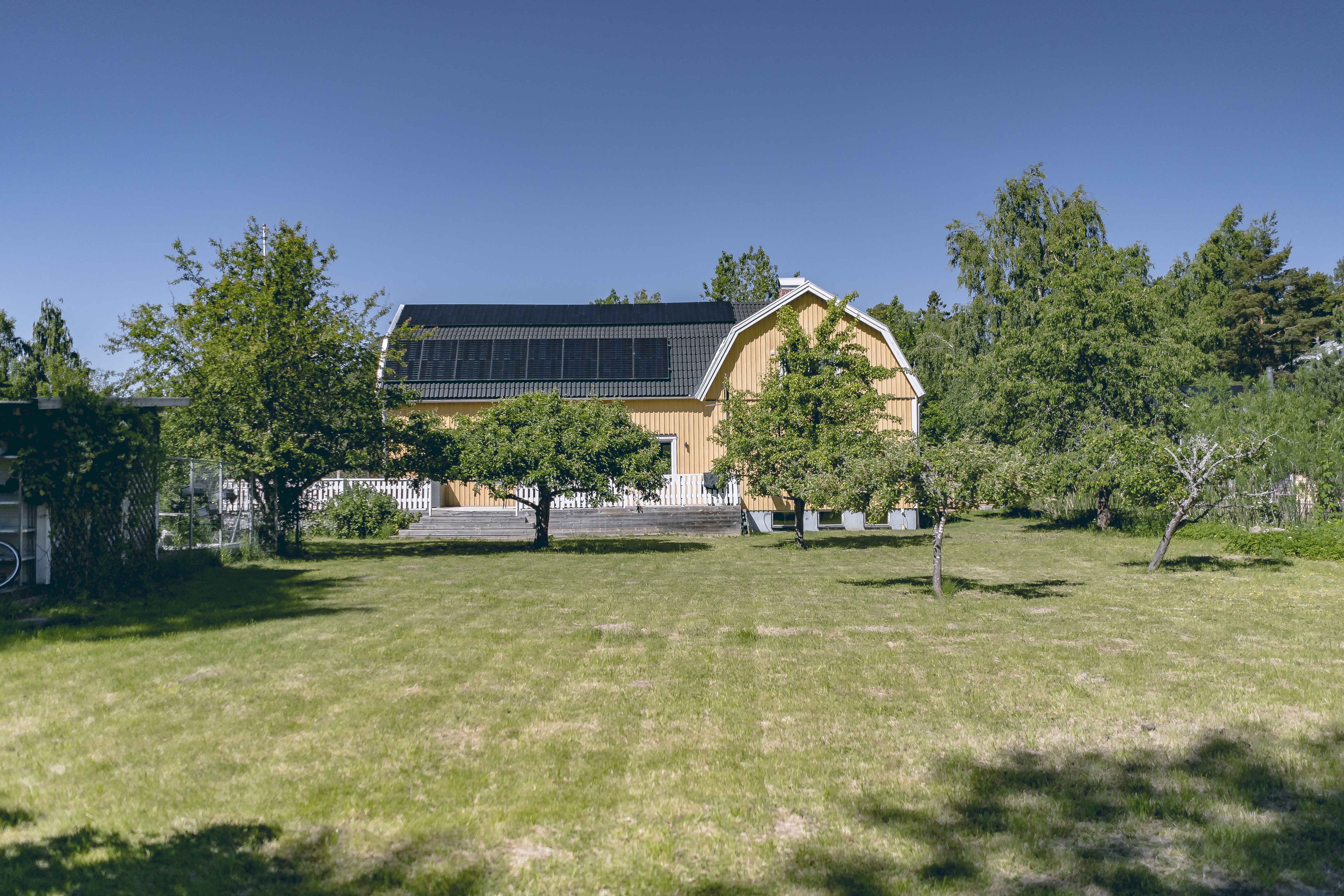 Höglundavägen