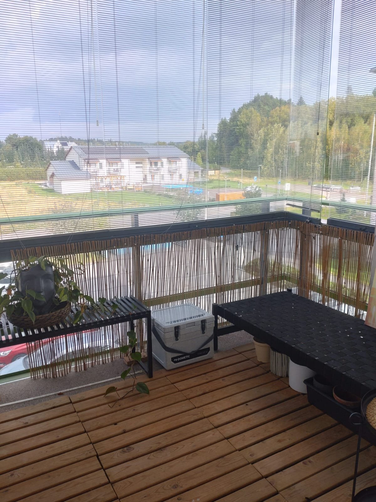 Uudehko siisti ja rauhallinen Taloyhtiö 4