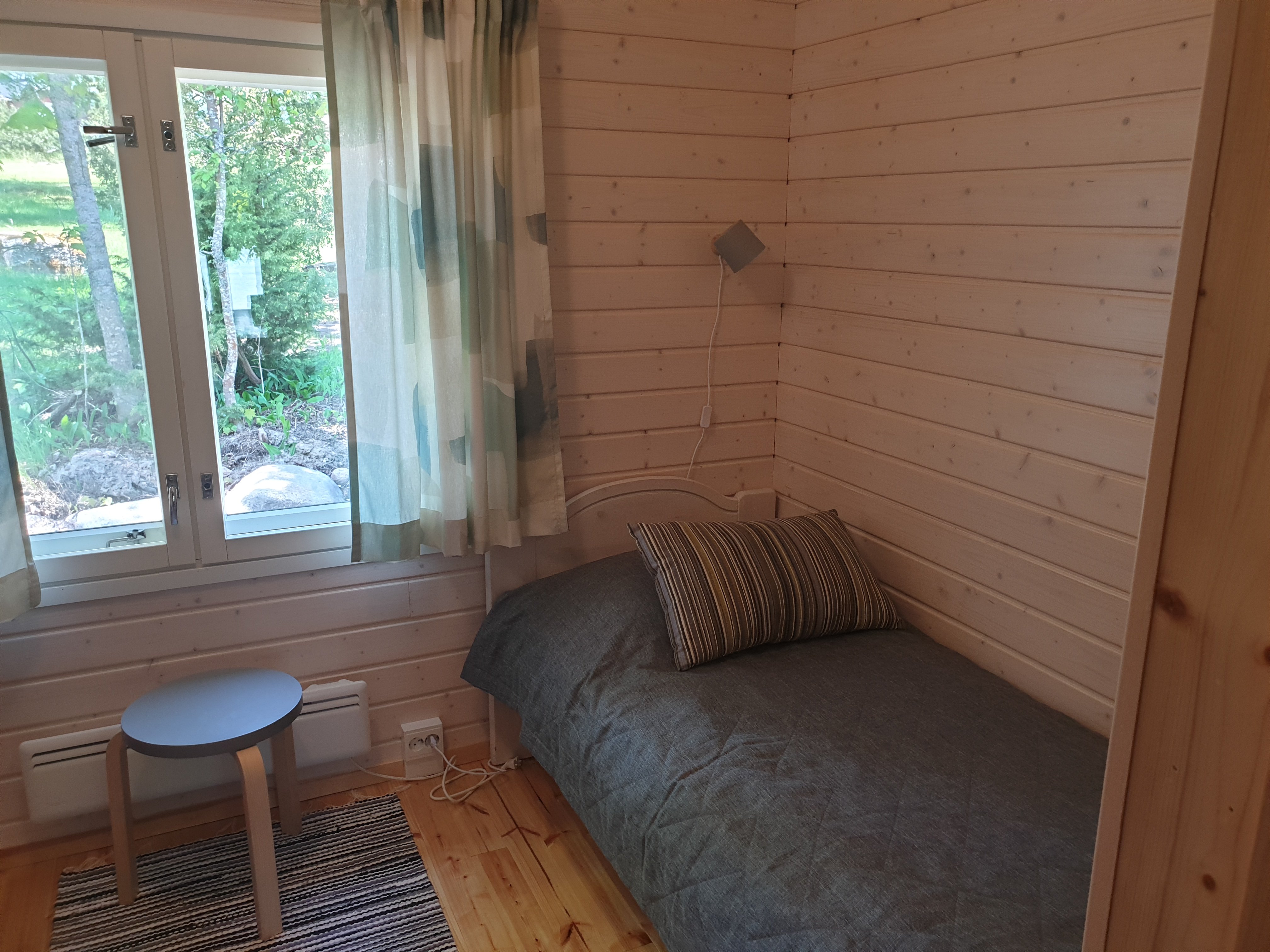 Saarimökki Lokalahdella 3