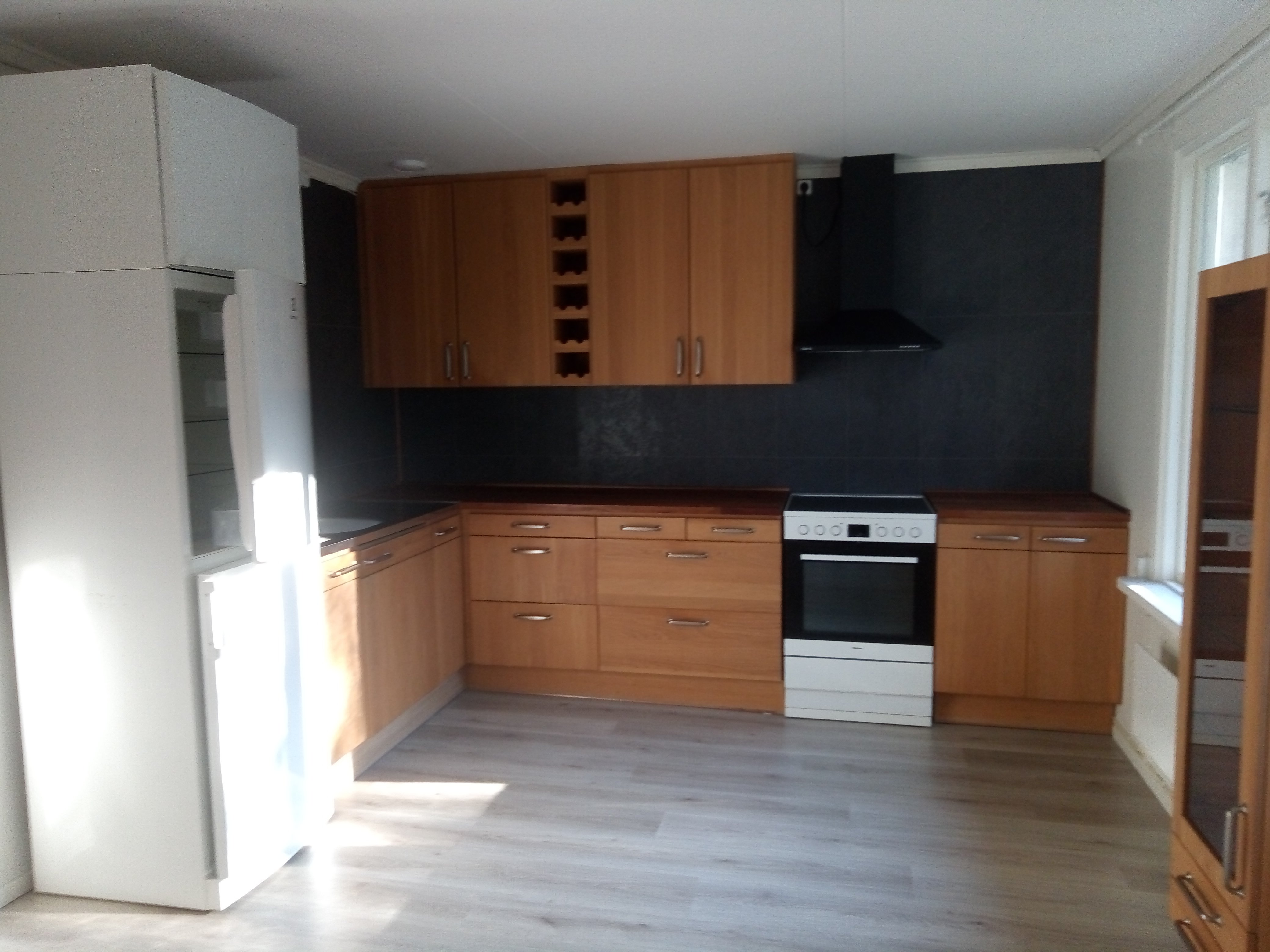 2 rok · 85 m² i Åsbro – bild 2