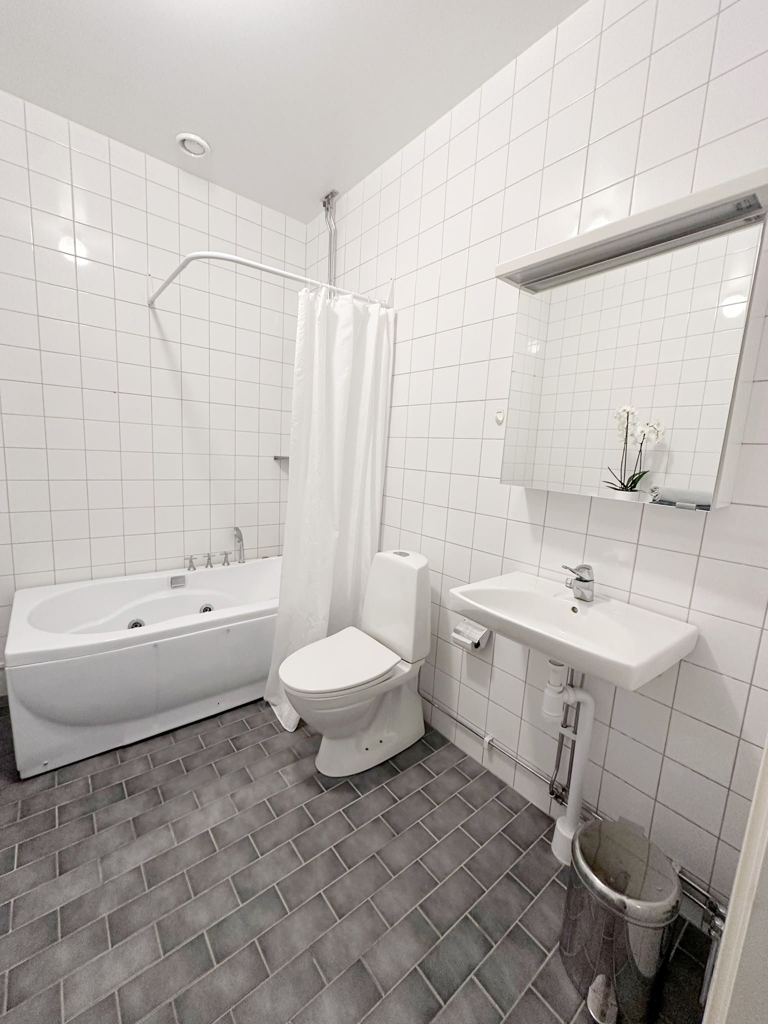 1 rok · 45 m² i Sollentuna – bild 9