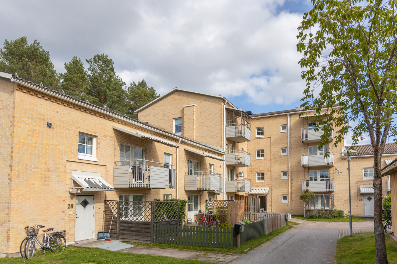 Mjölkvägen 42, Umeå