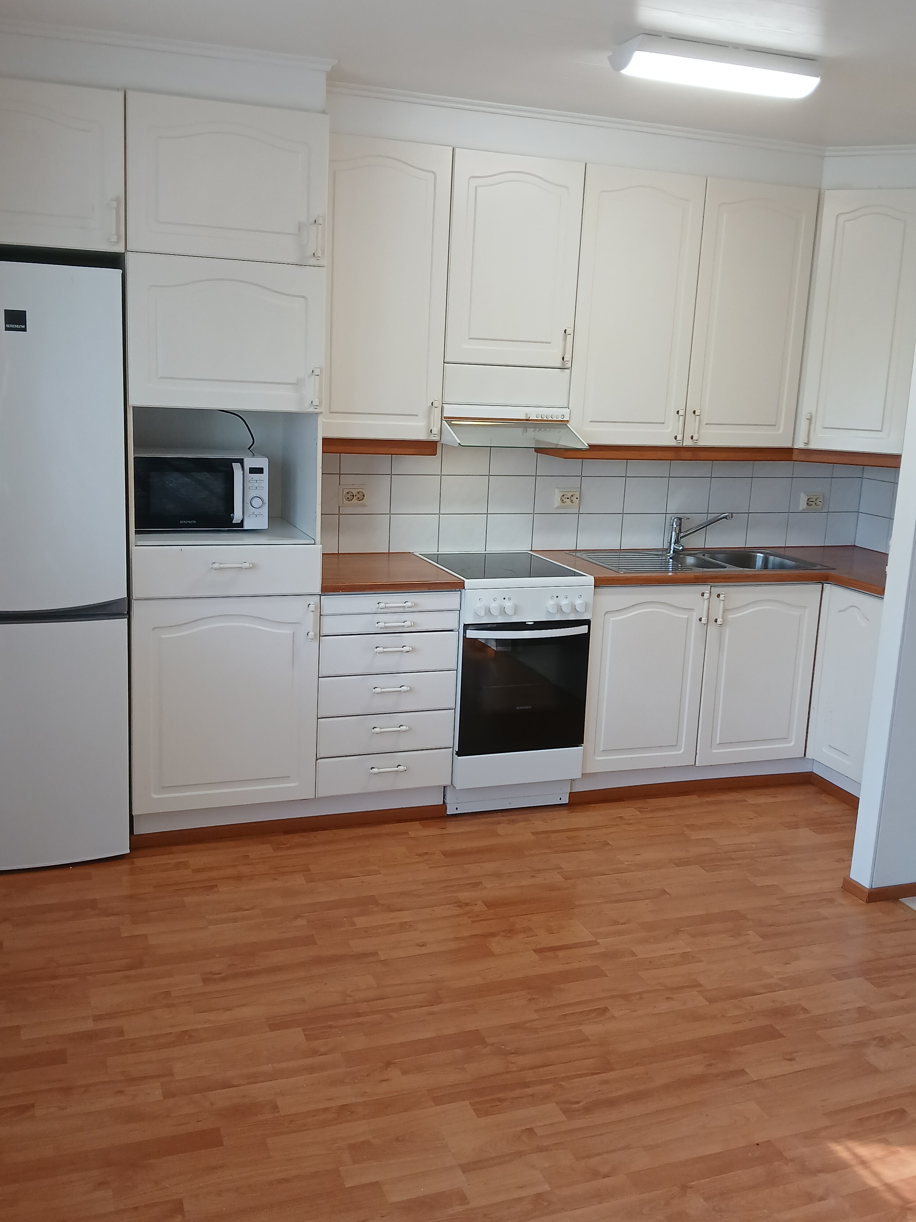 Saunallinen pieni päätykaksio 37m² 1