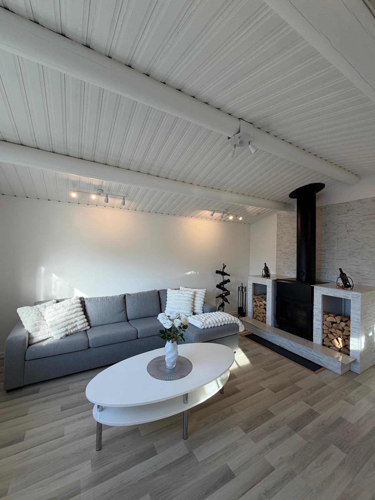 Hus – Enhagen-Ekbacken, Enhagen, Västmanlands län - Bild 2