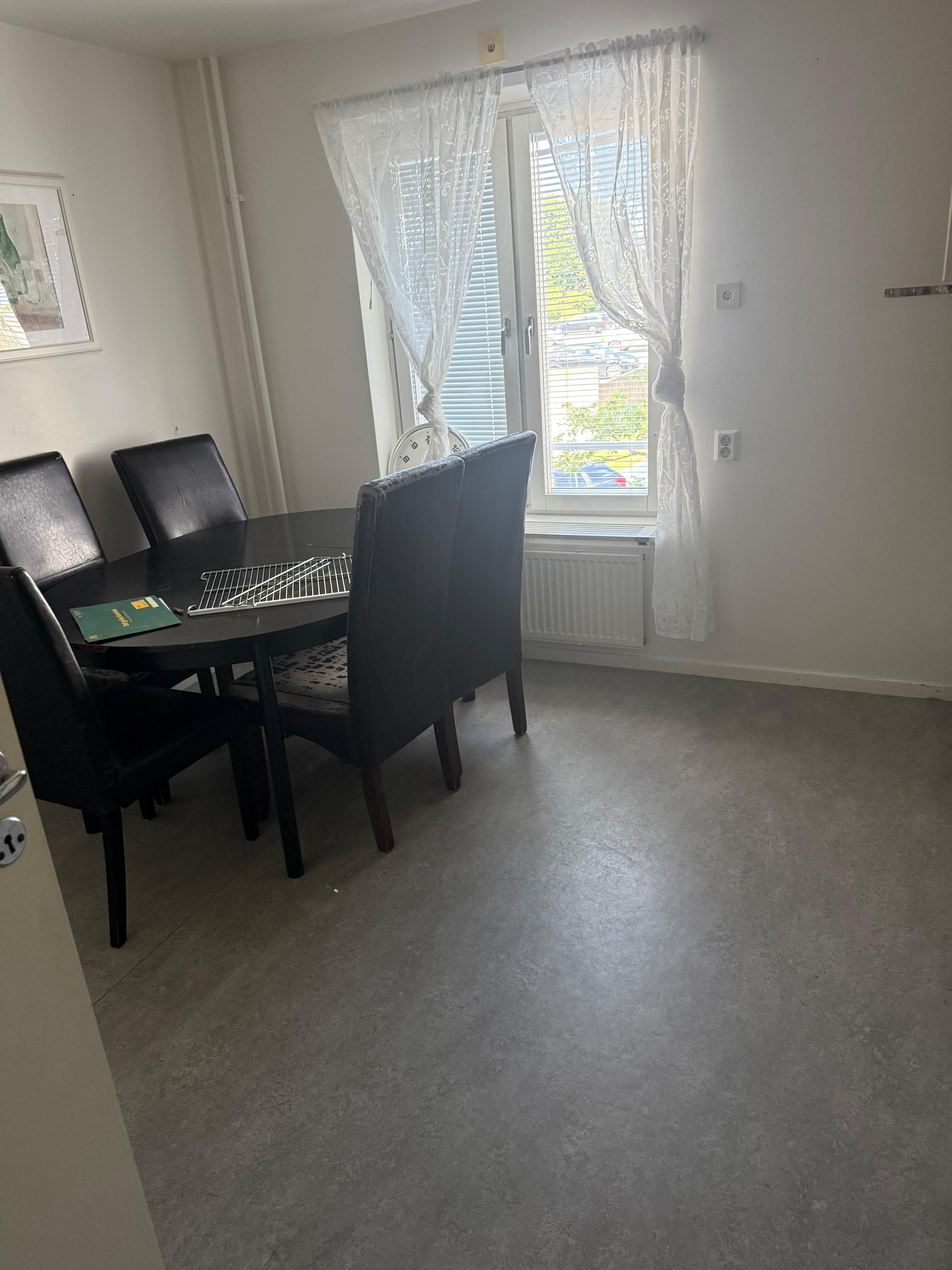 Vita Liljans väg
