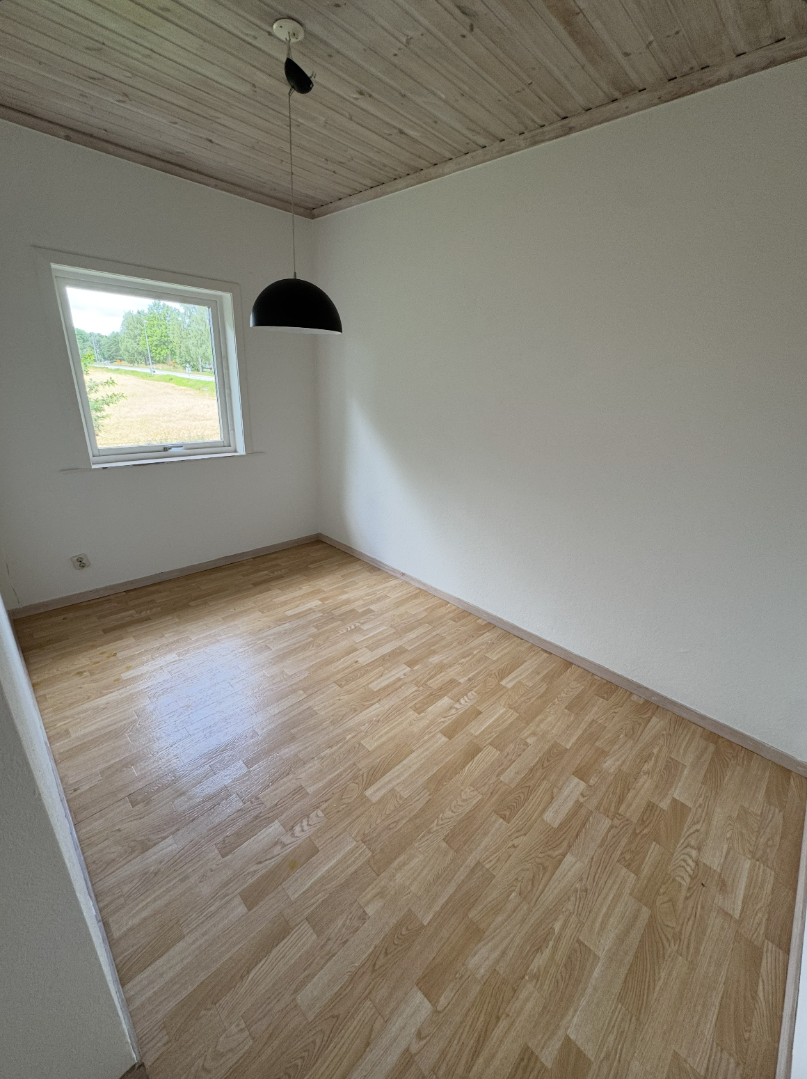 Lilla Väsby, Almunge