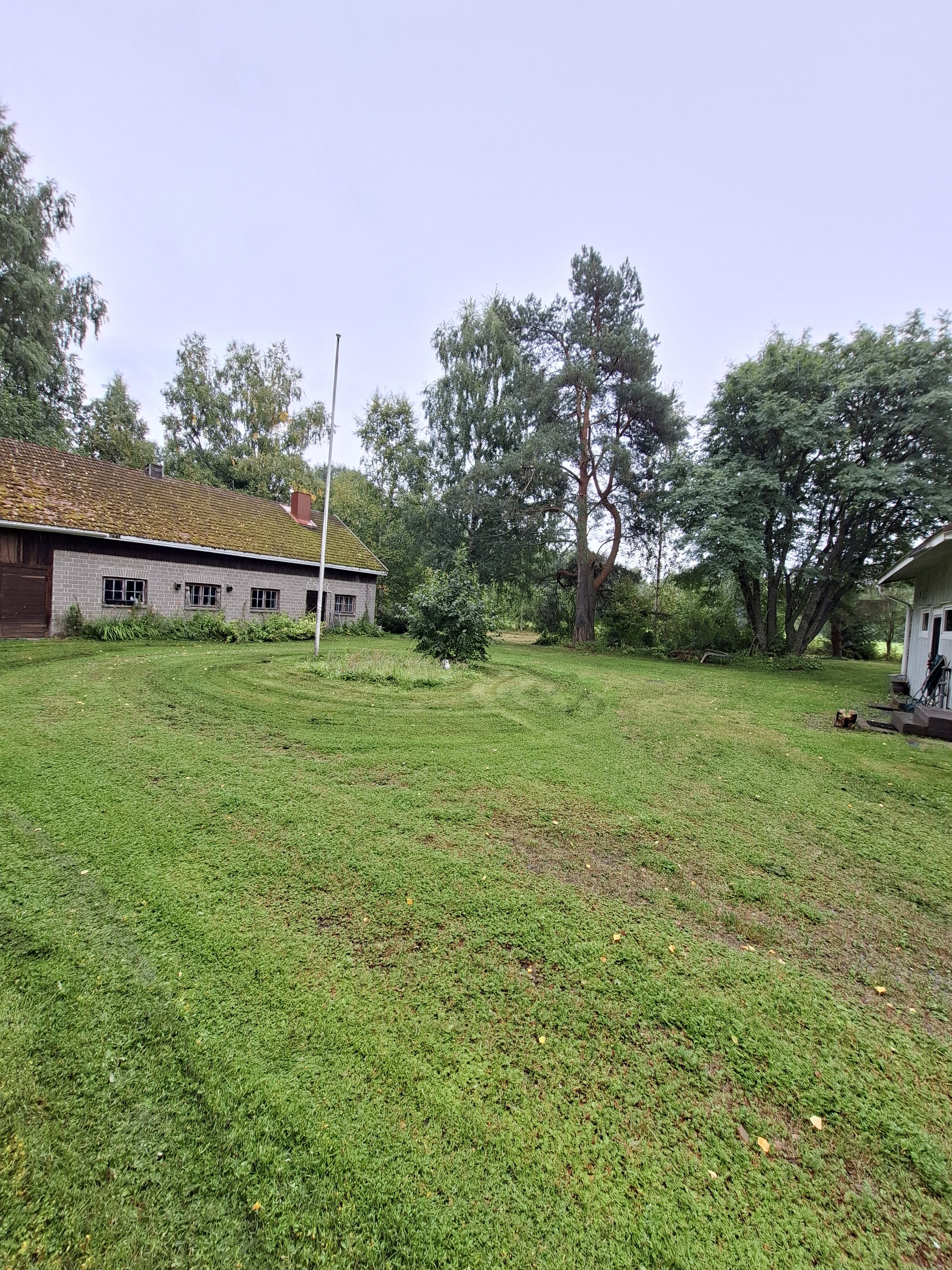 Omakotitalo harrastetilalla ja omalla rannalla, Iisalmi. 3