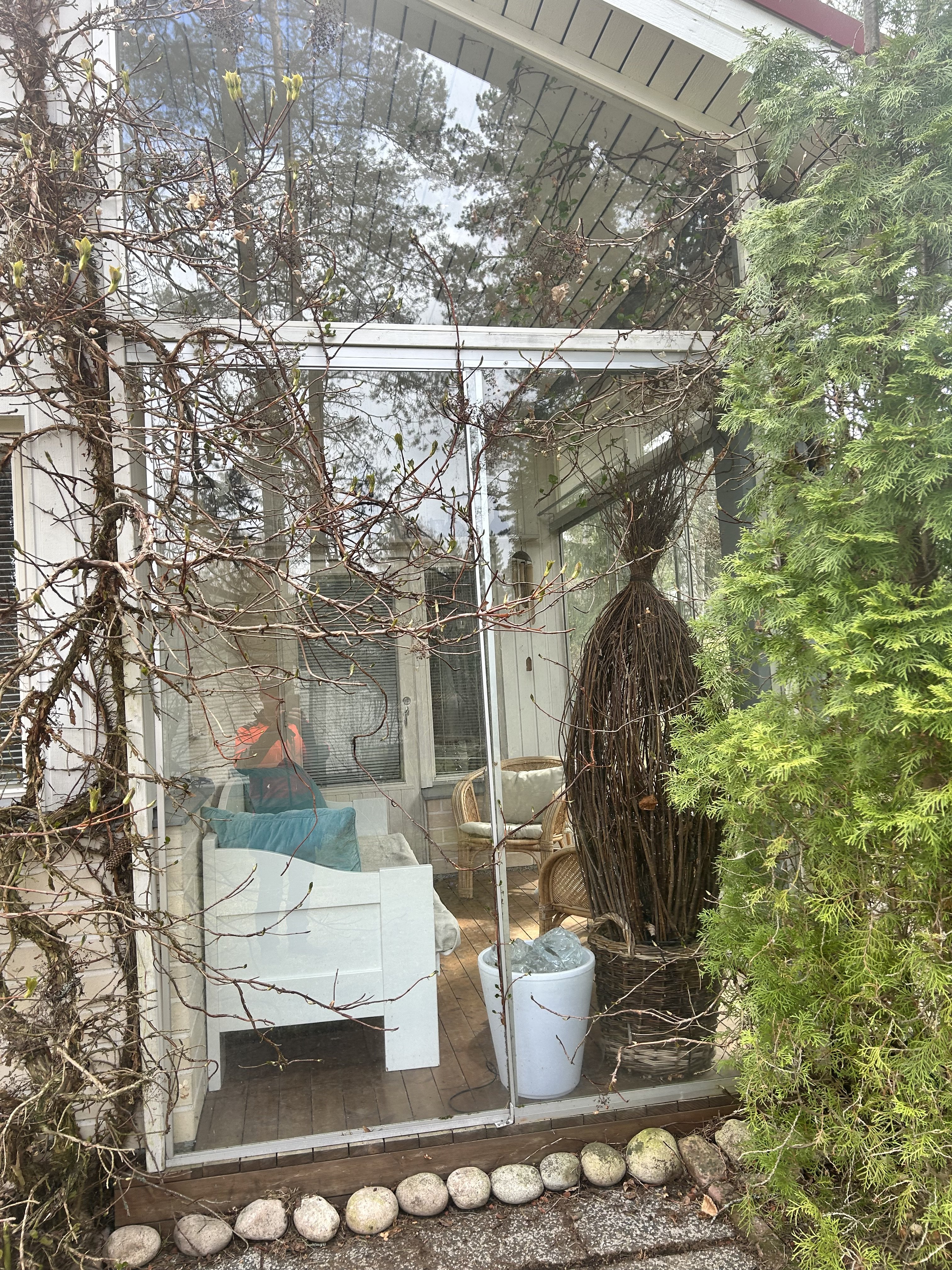 Omakotitalo lähellä luontoa 4