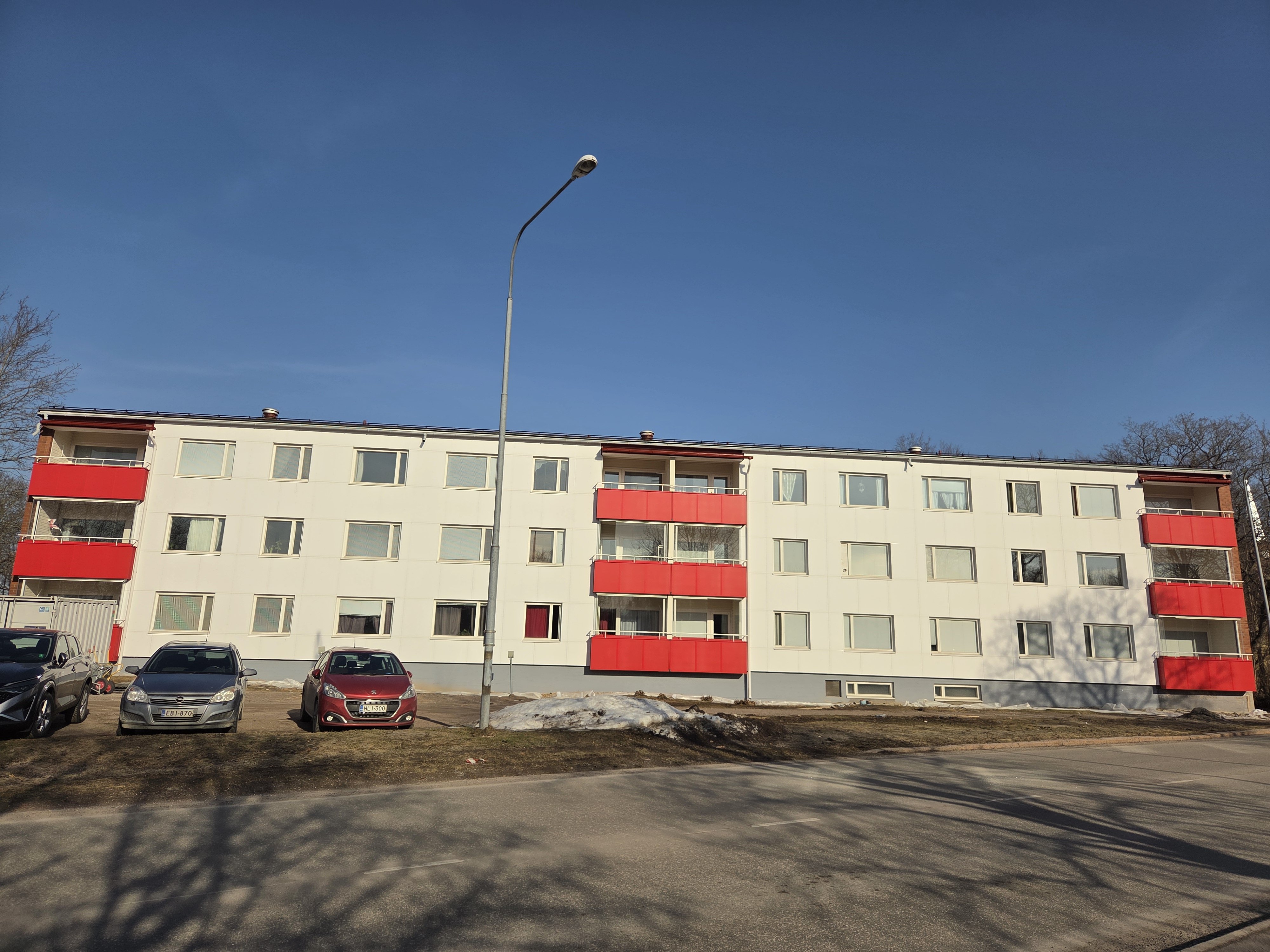 Tilava yksiö Loviisan keskustassa/Rymlig etta i centrum av Lovisa 1