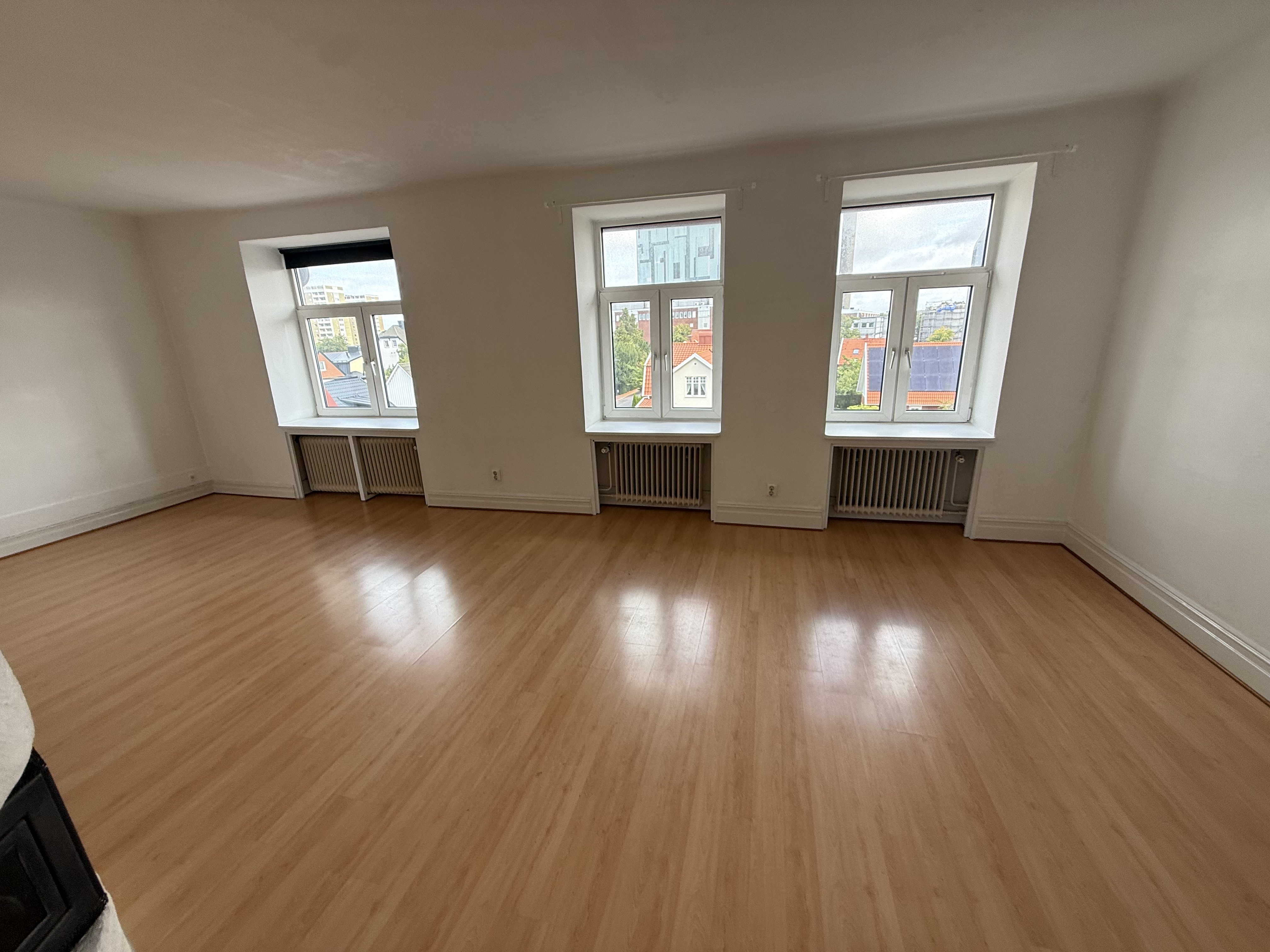 2 rum och kök, Eriksfält, 8 555 kr/mån, bild 2