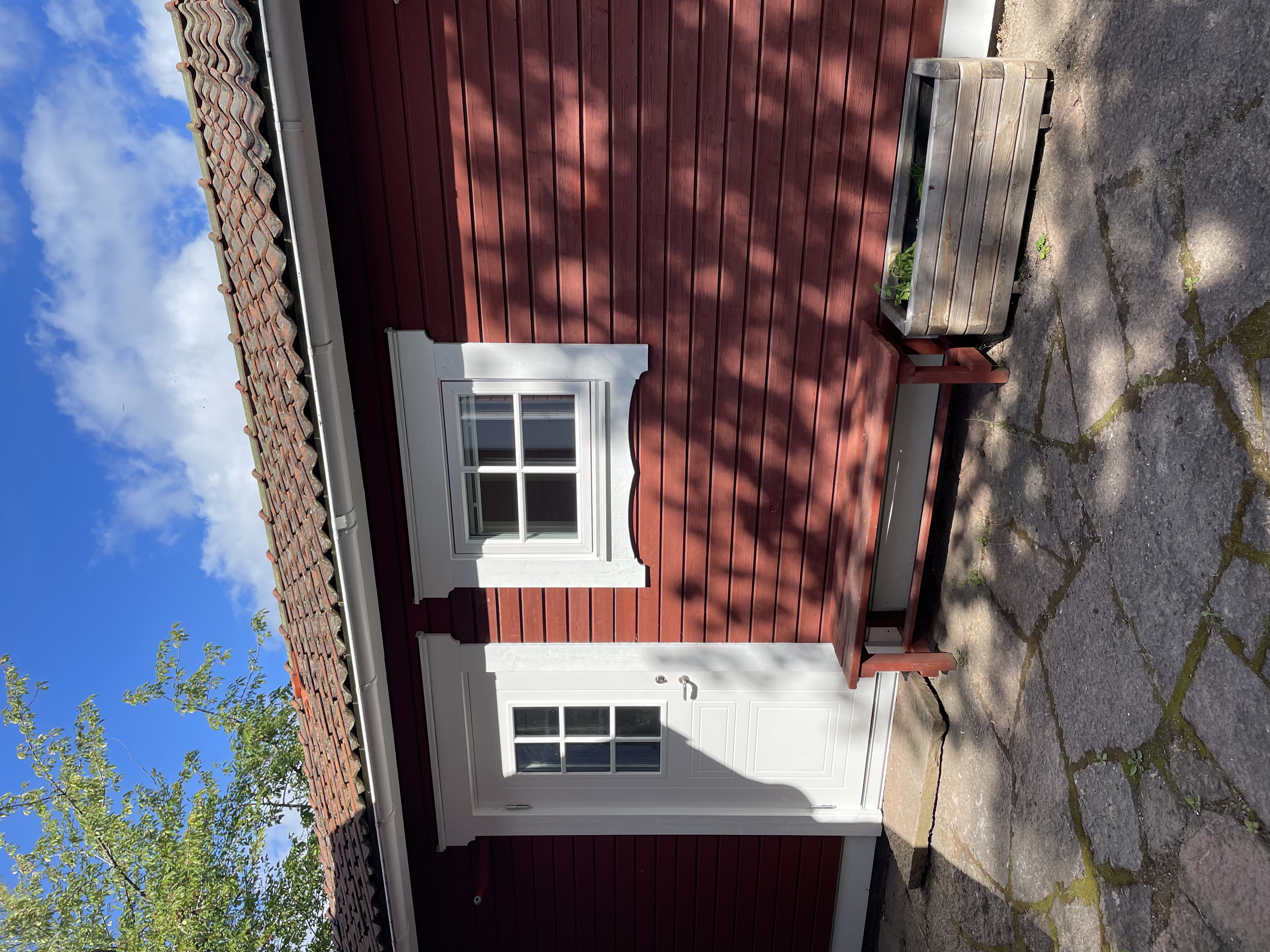 Berguddsvägen, Hässelby