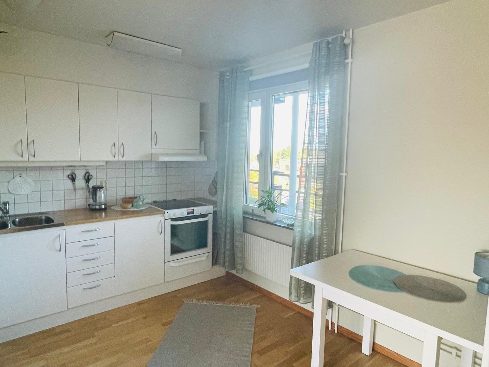 Lägenhet, 1 rooms, 36 sqm, Handen